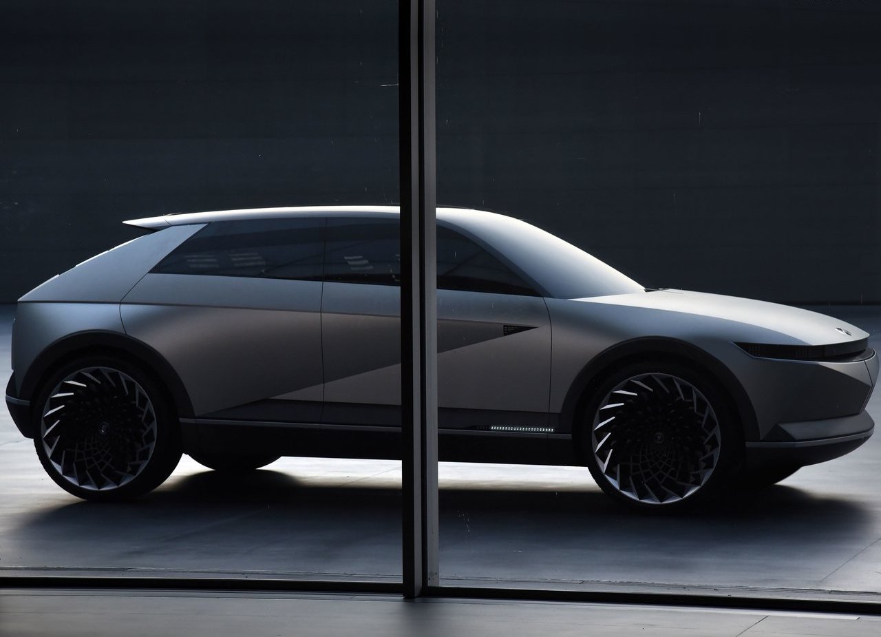HYUNDAI 45 EV CONCEPT, foto 2
