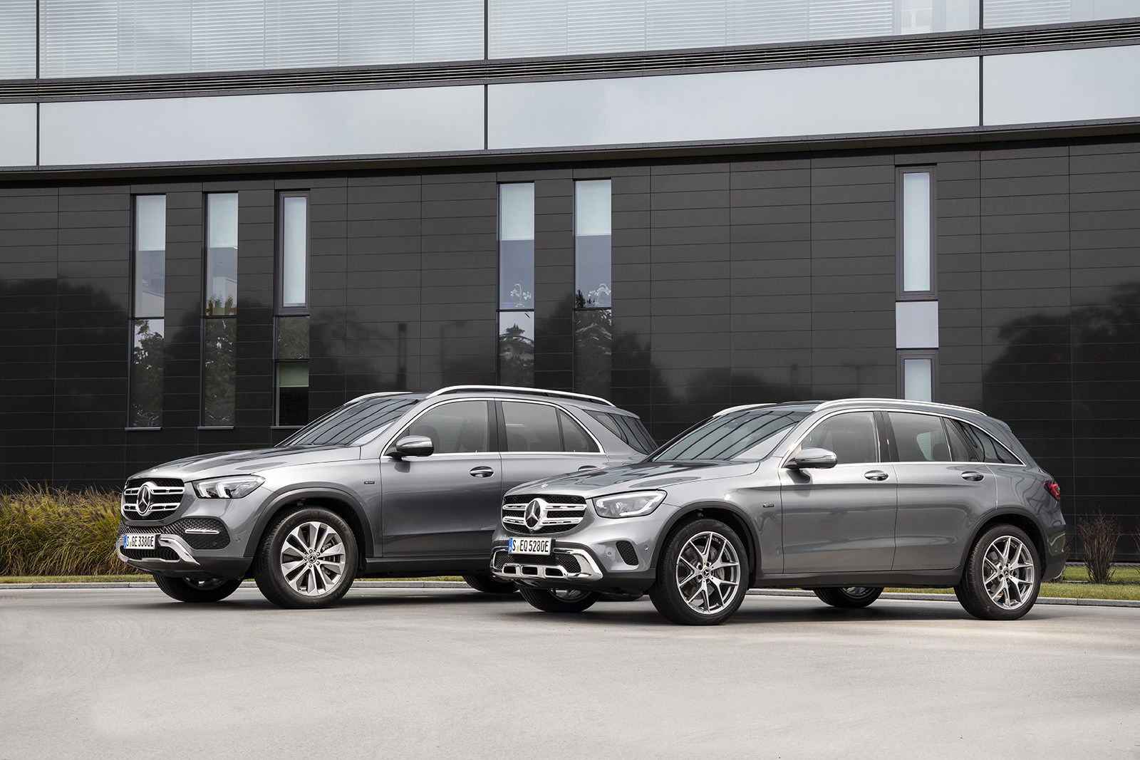 2020 - MERCEDES-BENZ GLC 300e & GLE 350de PHEV, foto 1