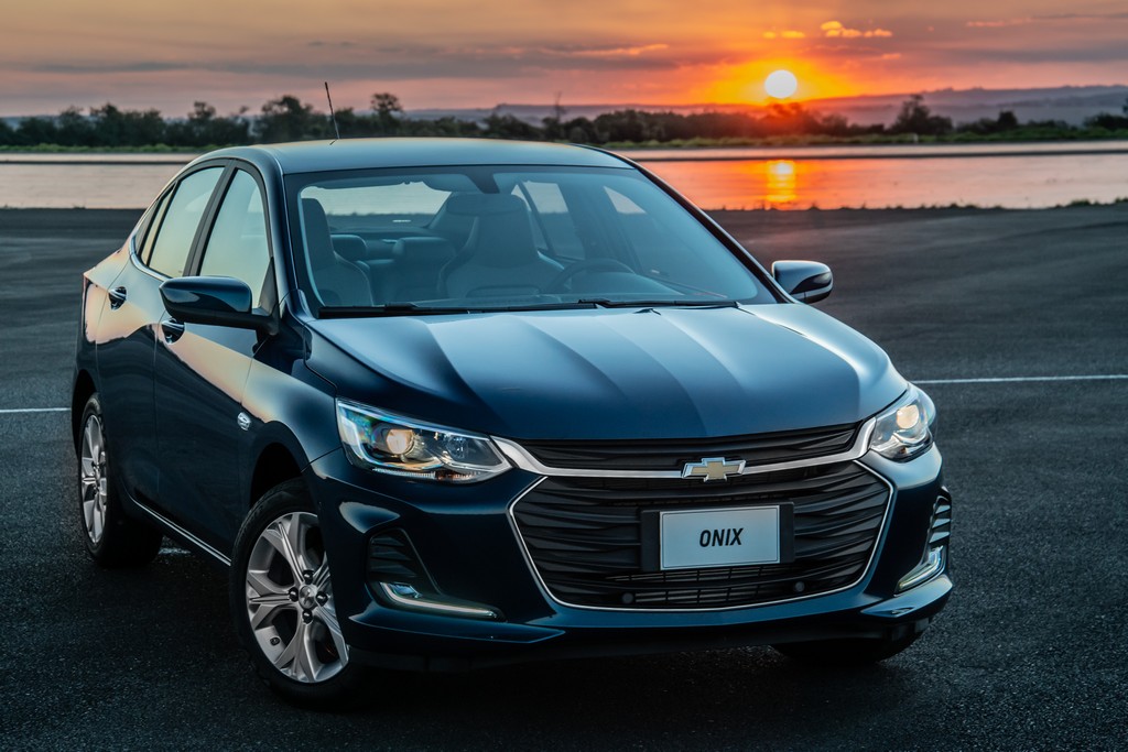 2020 - CHEVROLET ONIX, foto 2