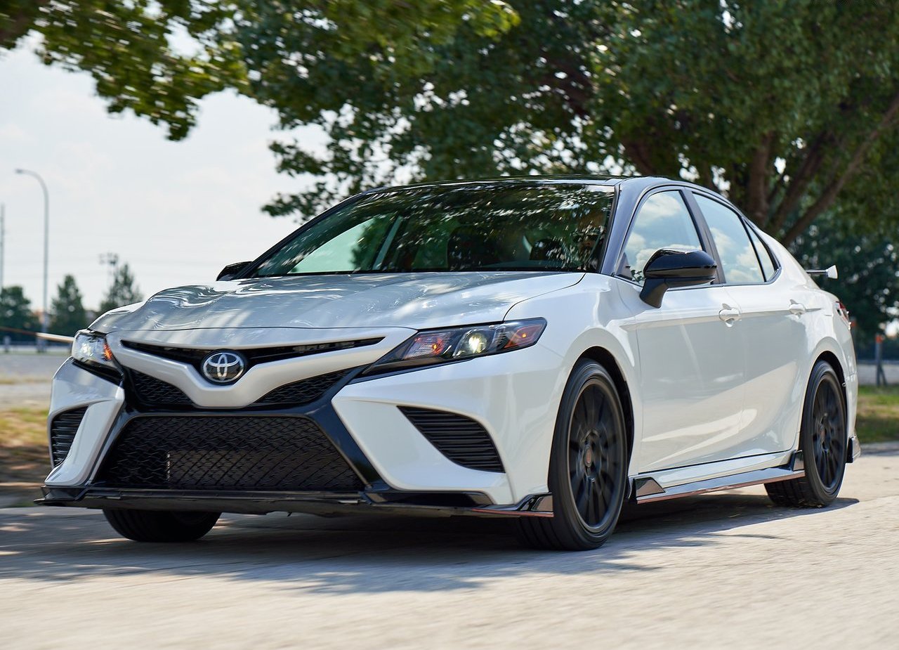 2019 - TOYOTA CAMRY TRD, foto 2