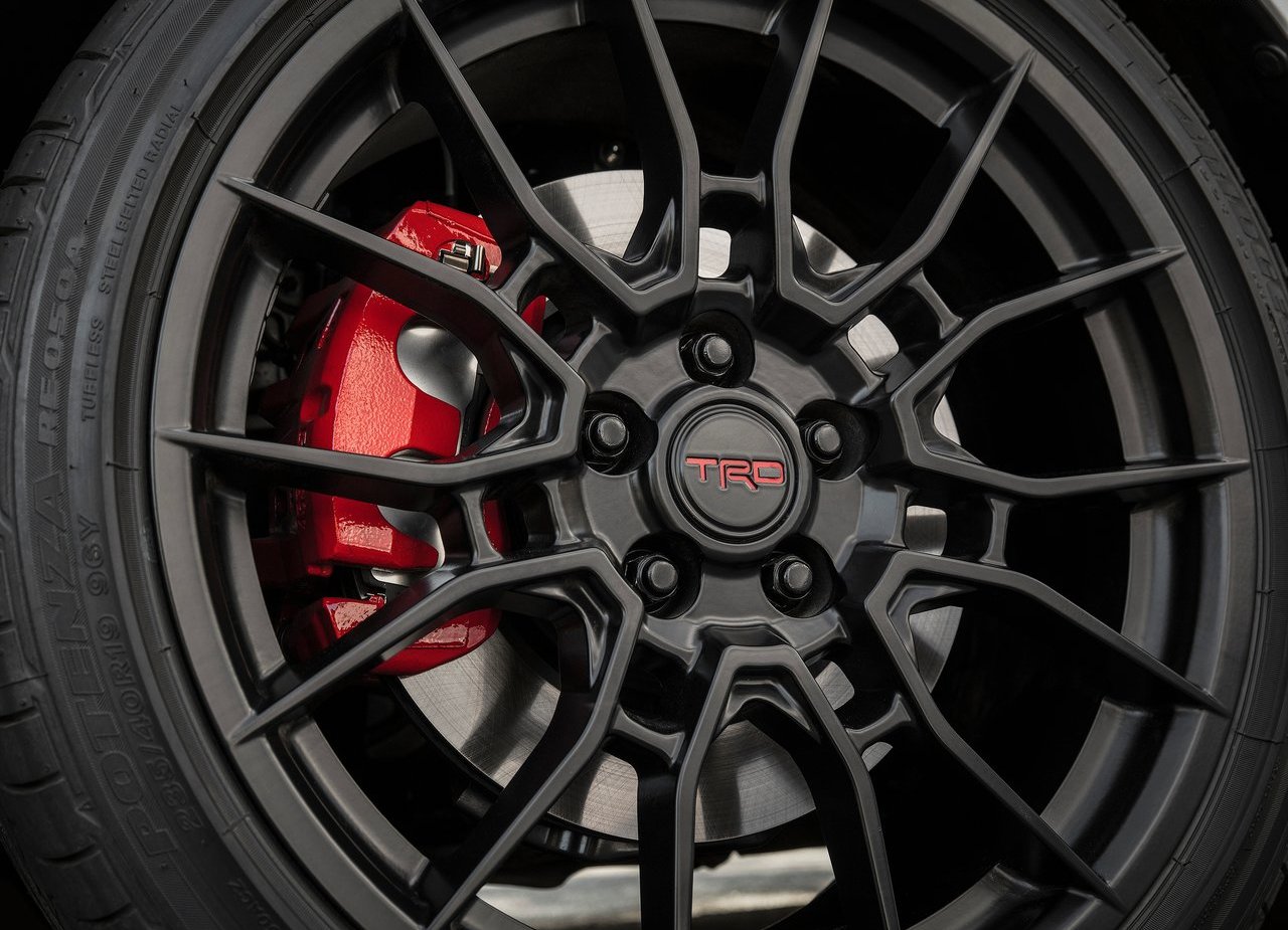 2019 - TOYOTA CAMRY TRD, foto 24