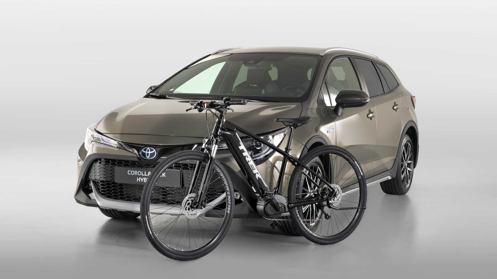TOYOTA COROLLA TREK HYBRID, foto 4