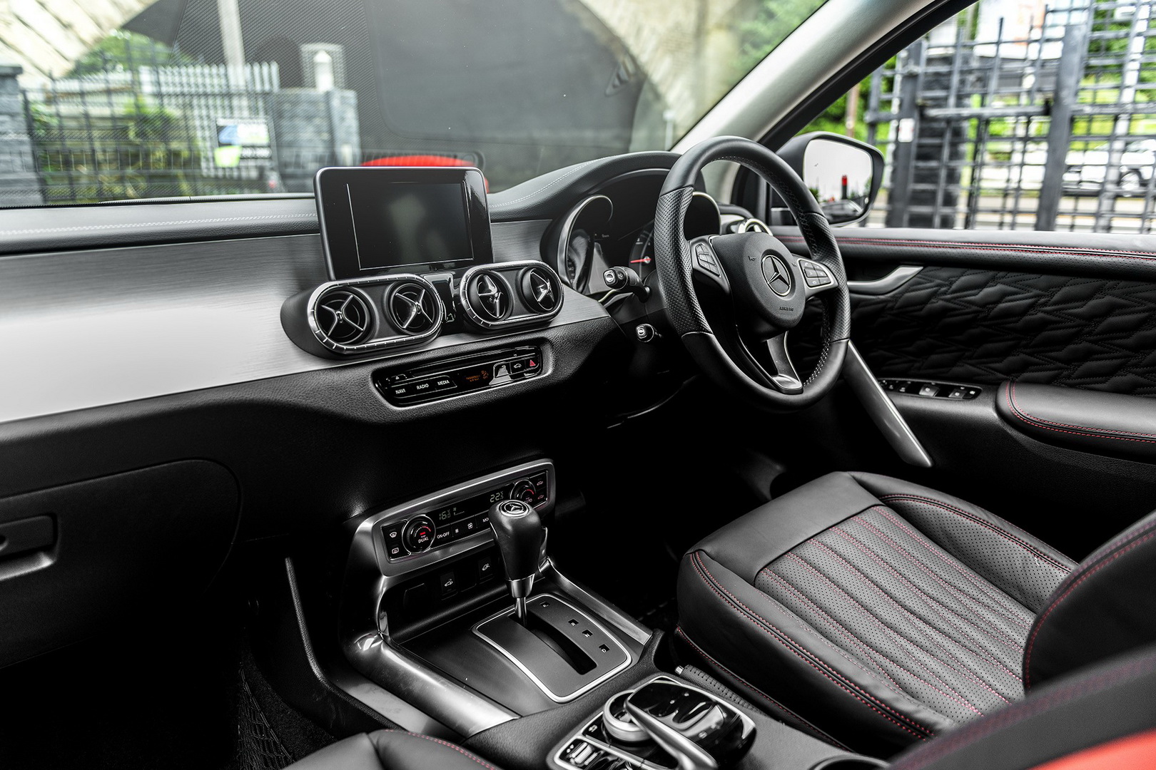 2019 - MERCEDES-BENZ X BY KAHN, foto 15