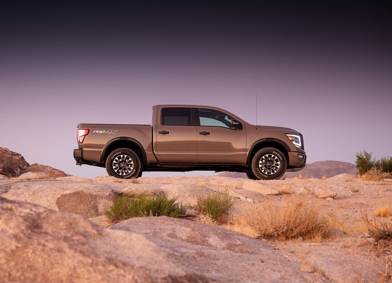 2020 - NISSAN TITAN, foto 18
