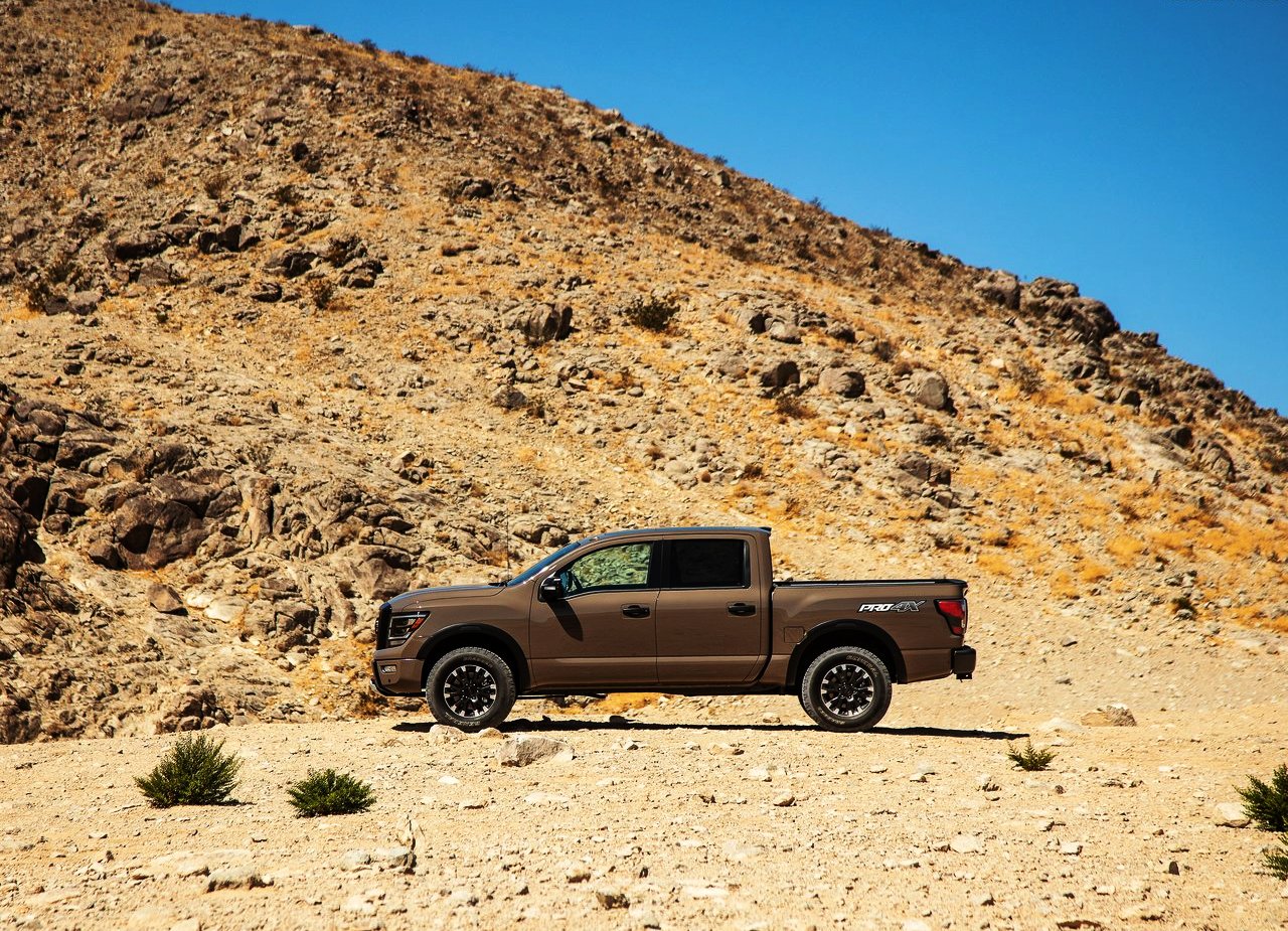 2020 - NISSAN TITAN, foto 19