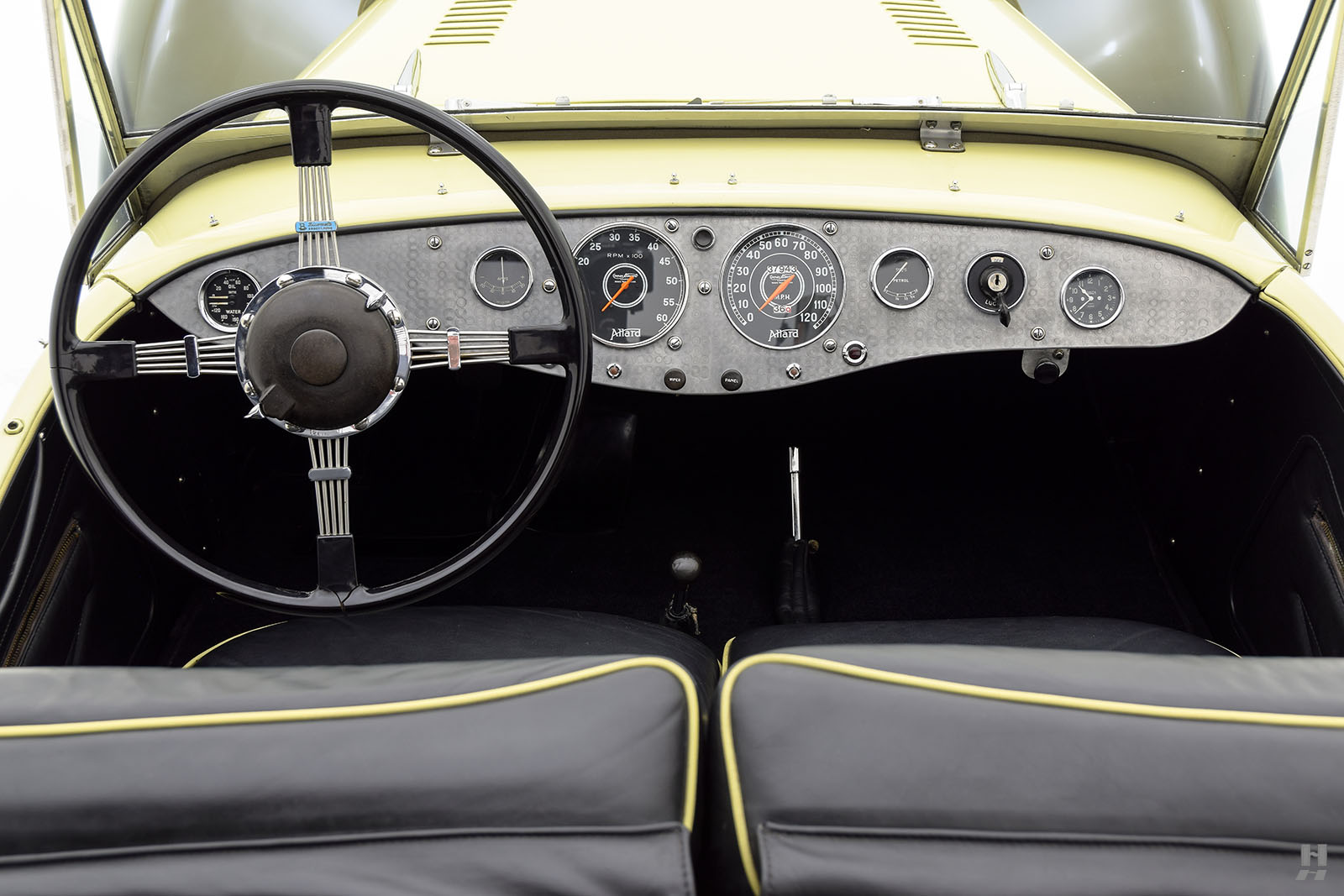 1951 - ALLARD K2 ROADSTER YELLOW, foto 10