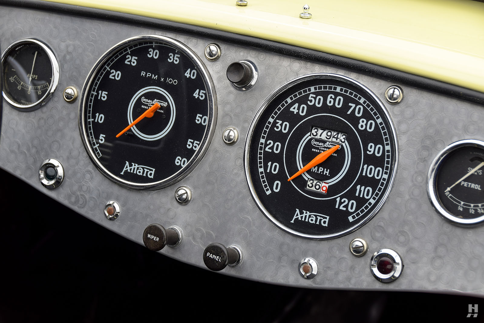 1951 - ALLARD K2 ROADSTER YELLOW, foto 12