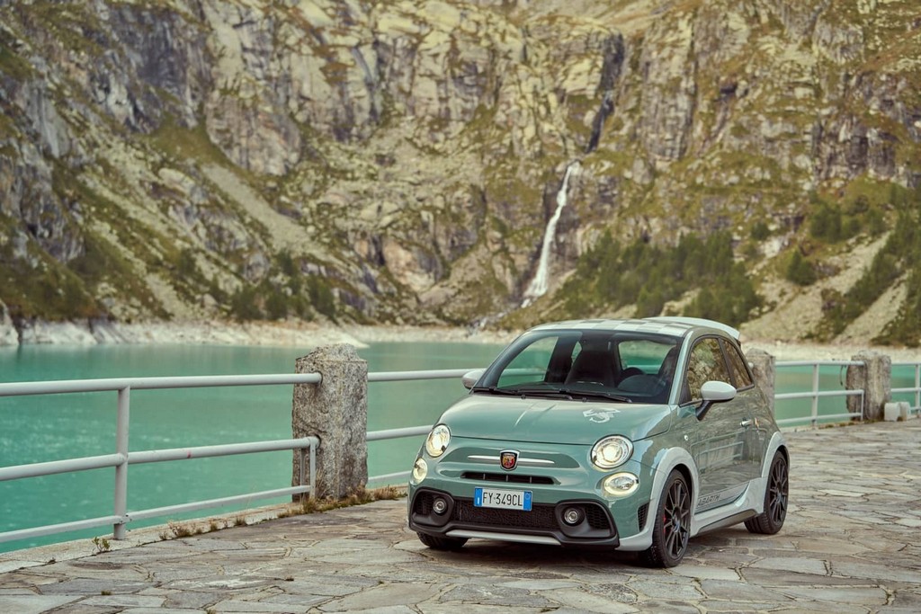 FIAT 695 ABARTH '70º ANNIVERSARIO', foto 5