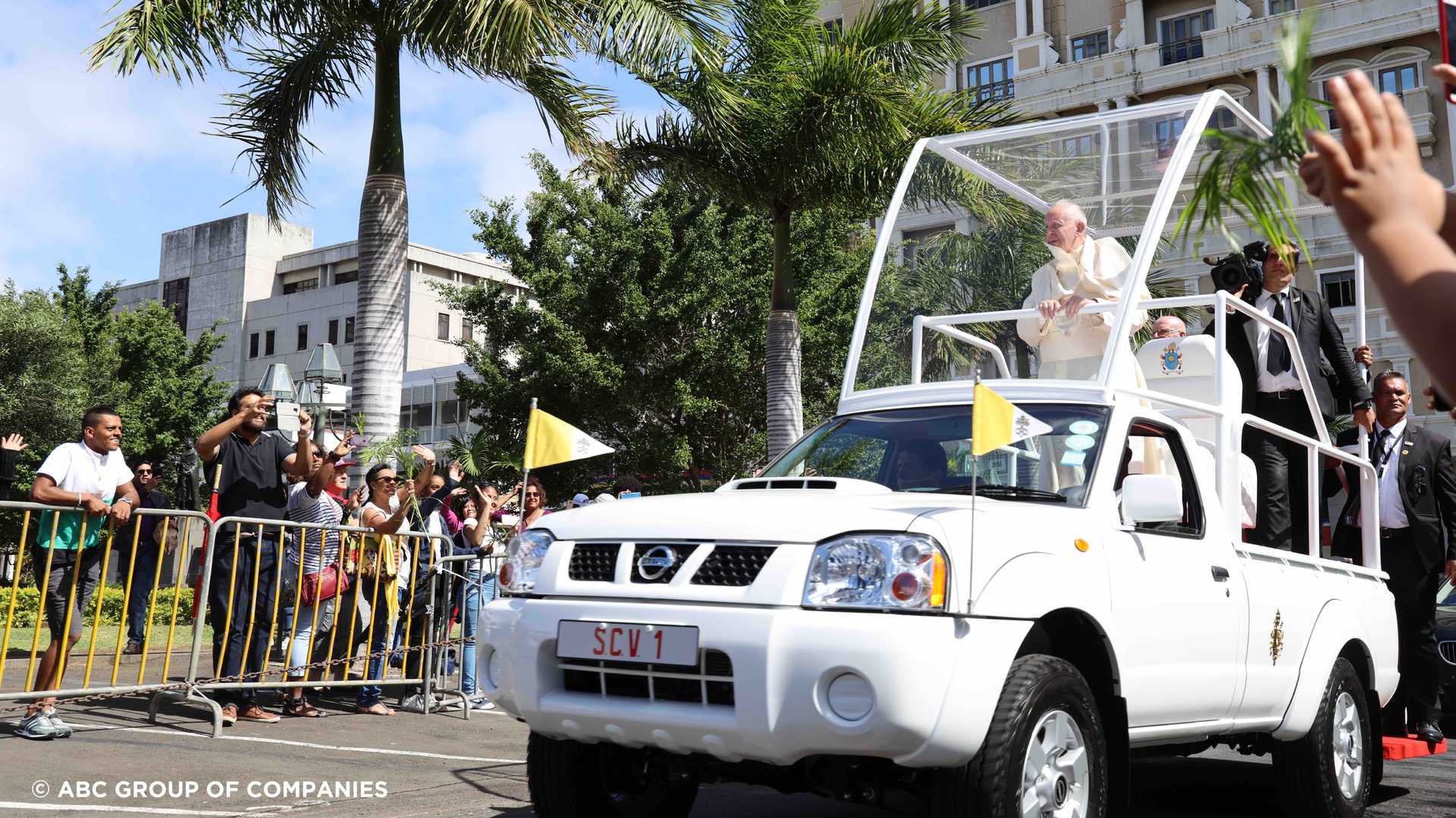 NISSAN NP300 PAPAMÓVEL, foto 2