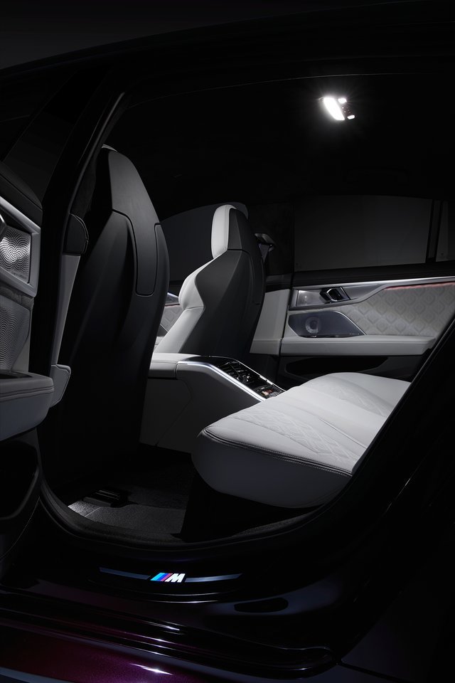 BMW M8 COMPETITION GRAN COUPE, foto 111