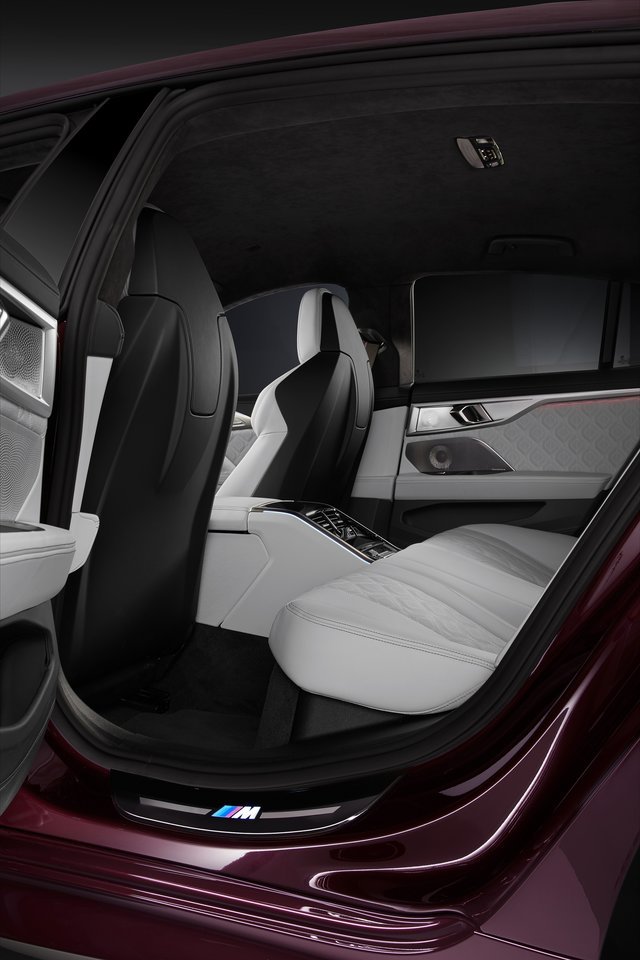 BMW M8 COMPETITION GRAN COUPE, foto 112