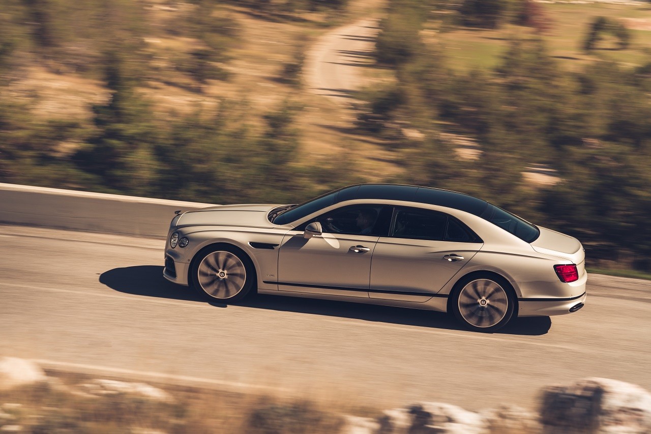 BENTLEY FLYING SPUR BLACKLINE, foto 3