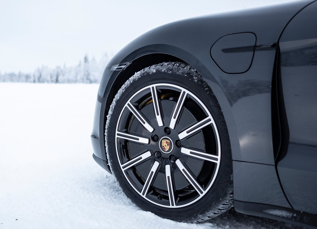 2020 - PORSCHE TAYCAN 4S, foto 230