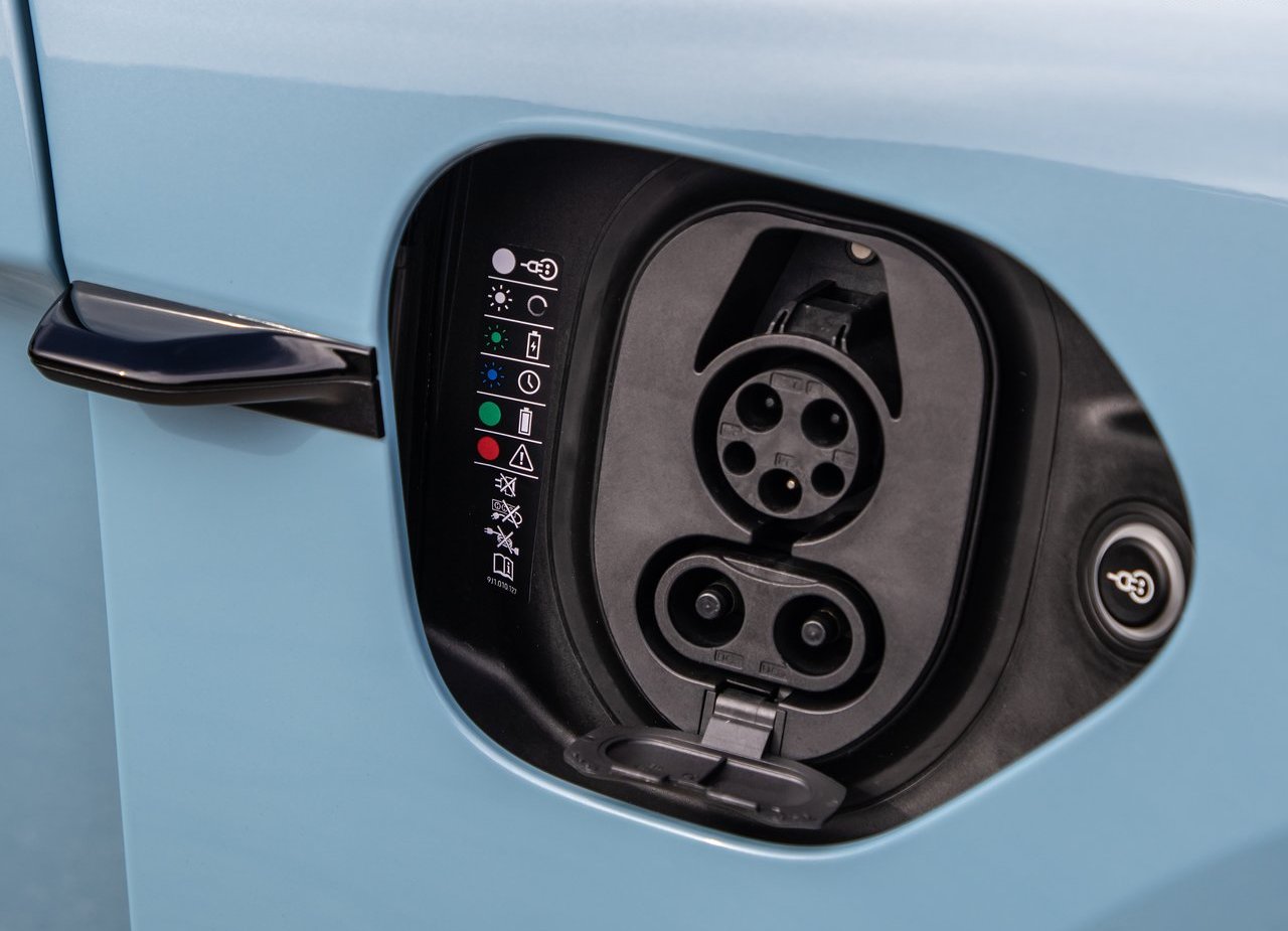 2020 - PORSCHE TAYCAN 4S, foto 248
