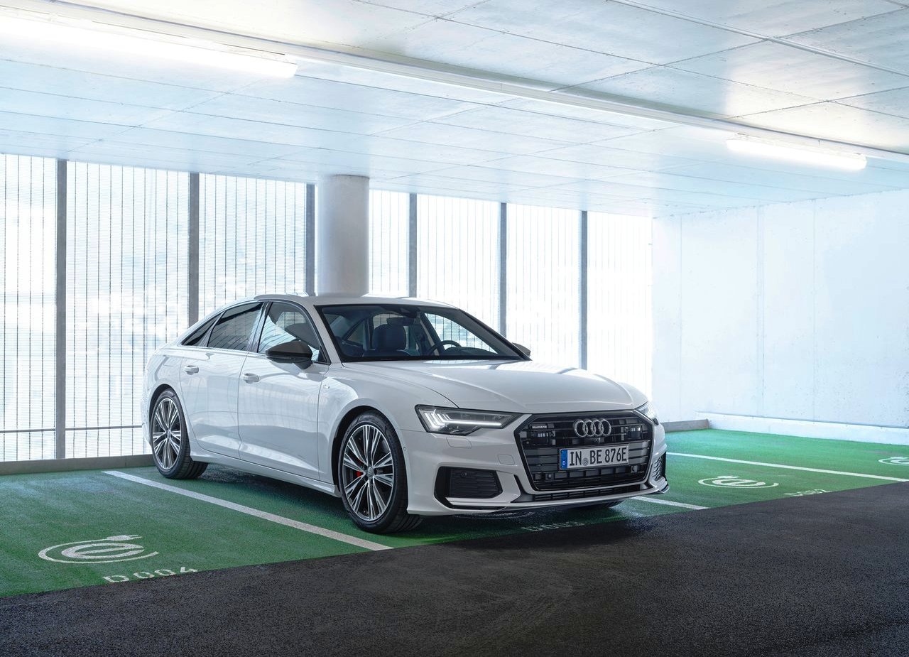 2020 - AUDI A6 SEDAN 55 TFSIe QUATTRO, foto 2