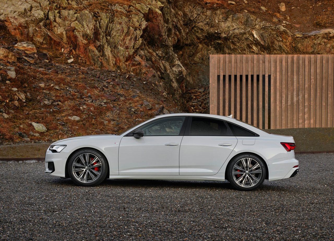 2020 - AUDI A6 SEDAN 55 TFSIe QUATTRO, foto 3