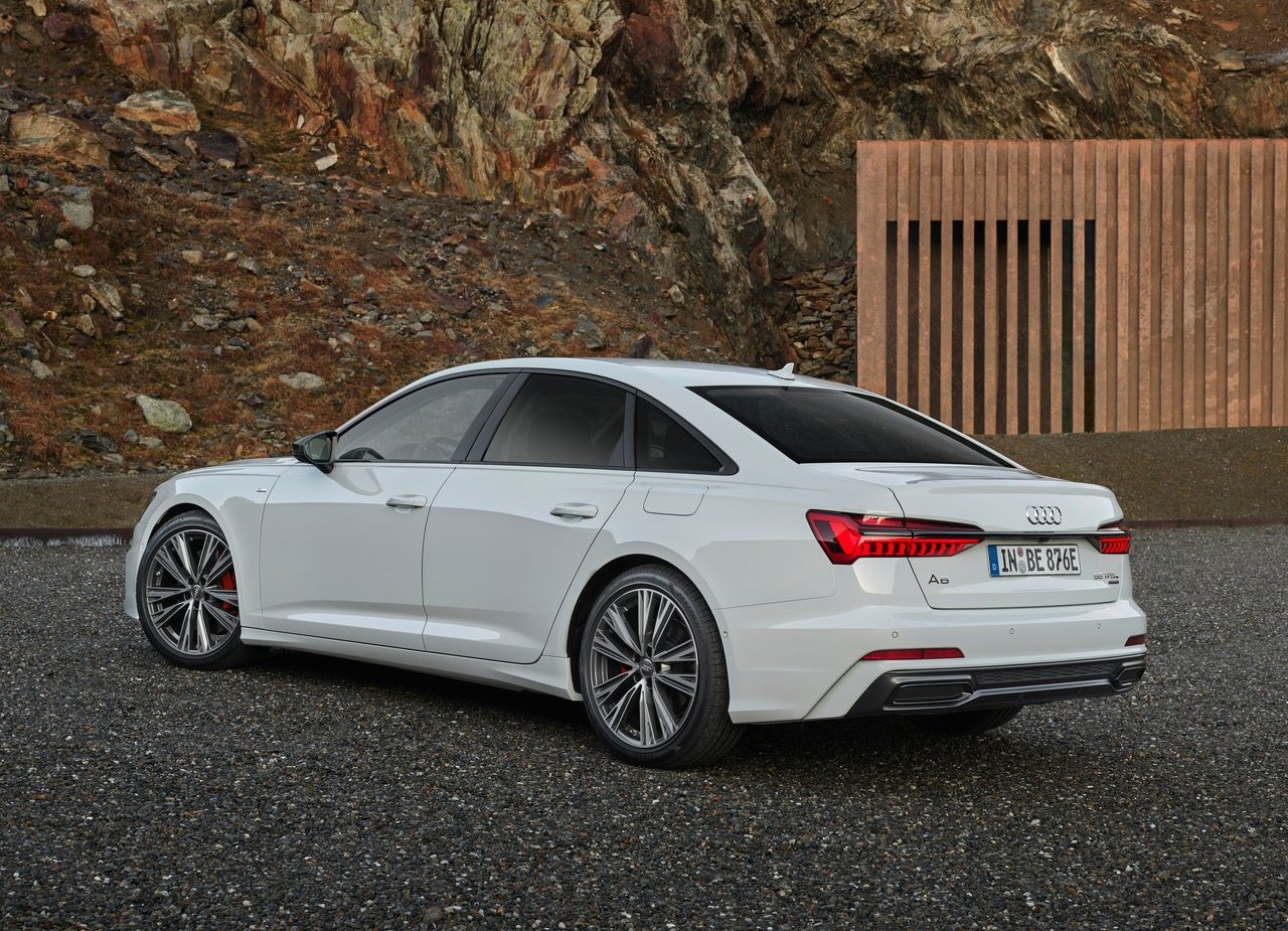 2020 - AUDI A6 SEDAN 55 TFSIe QUATTRO, foto 4