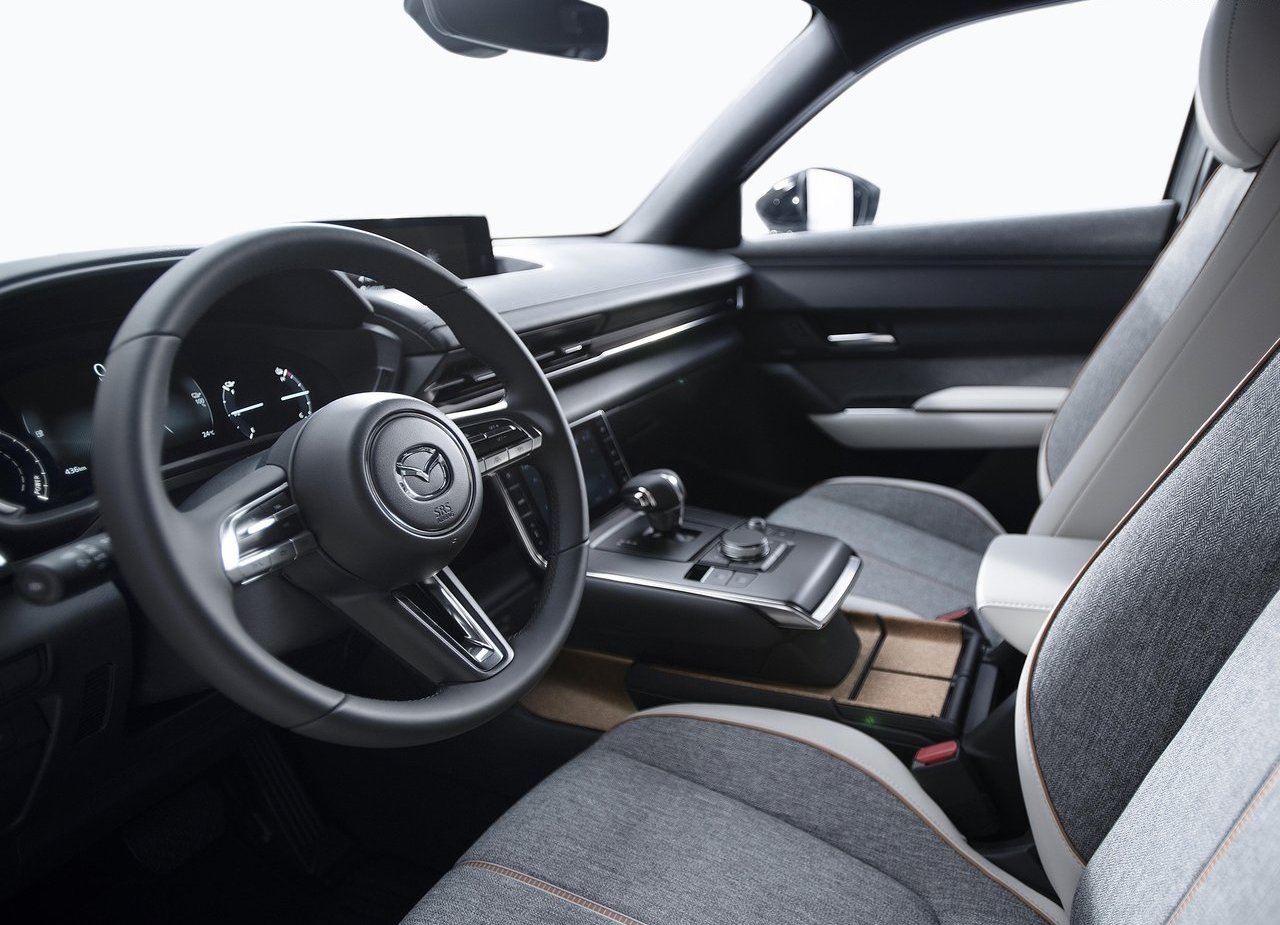 2021 - MAZDA MX-30, foto 140
