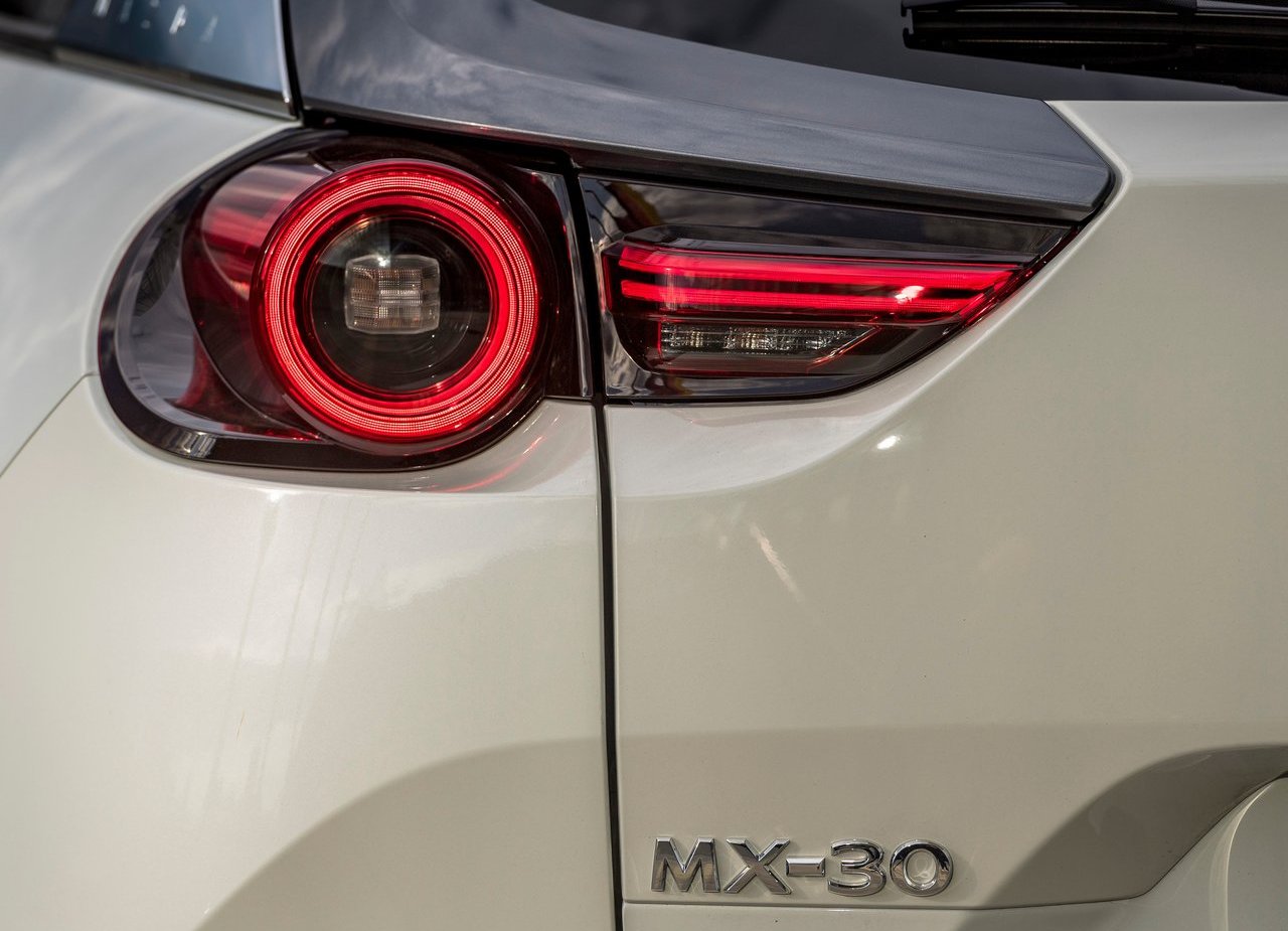 2021 - MAZDA MX-30, foto 205