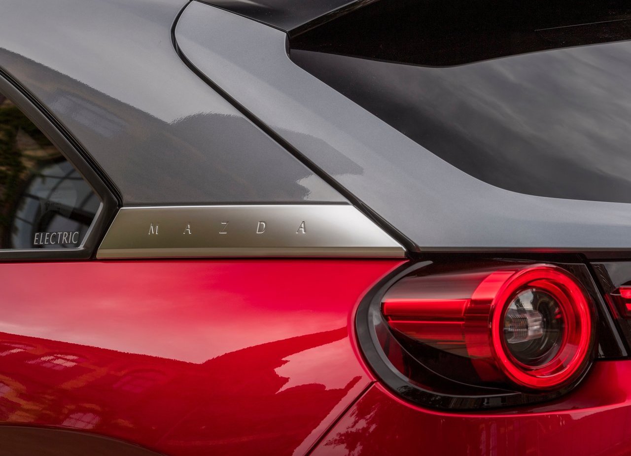 2021 - MAZDA MX-30, foto 226