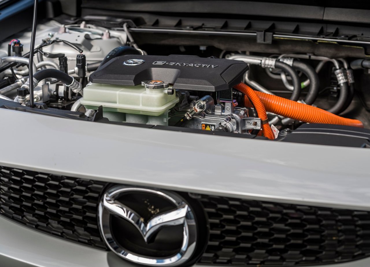 2021 - MAZDA MX-30, foto 239