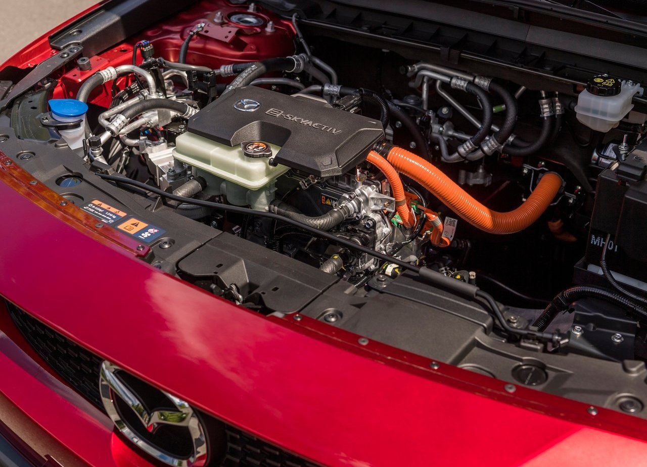 2021 - MAZDA MX-30, foto 240
