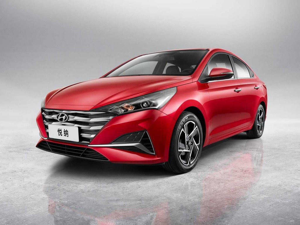 2020 - HYUNDAI VERNA, foto 1