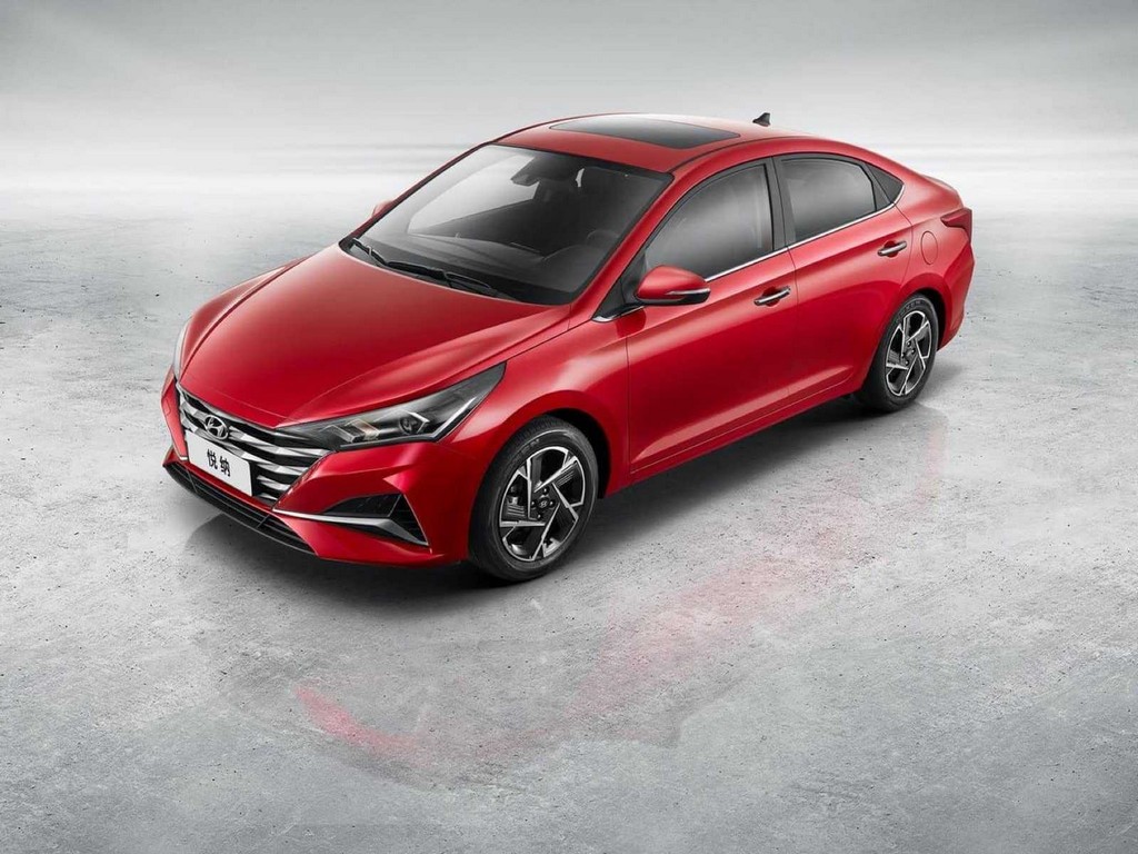 2020 - HYUNDAI VERNA, foto 2