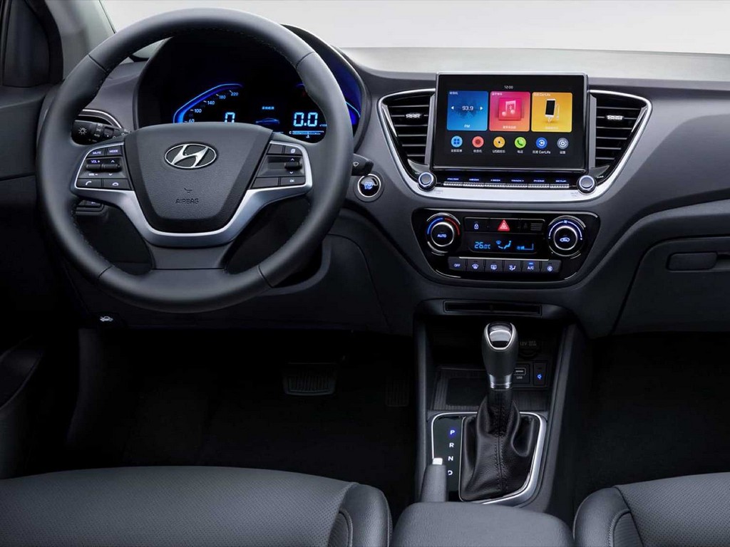 2020 - HYUNDAI VERNA, foto 11