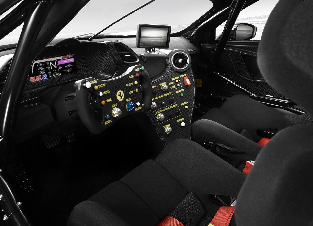 FERRARI F488 CHALLENGE EVO, foto 3