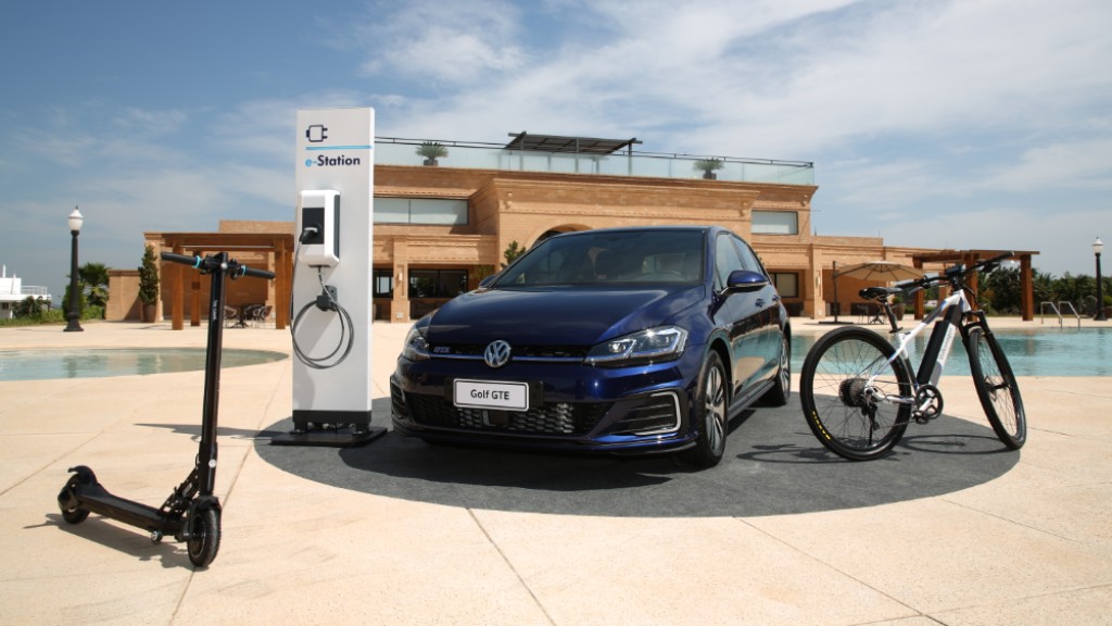 VOLKSWAGEN GOLF GTE, foto 1