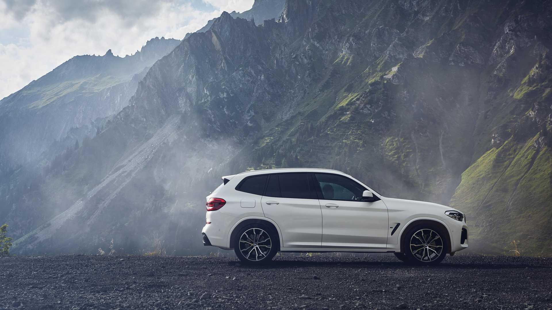 BMW X3 xDRIVE30e, foto 2