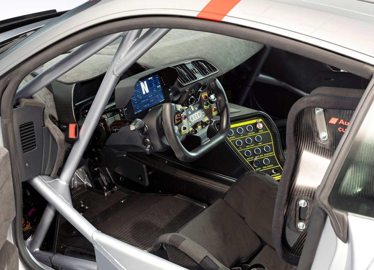 2020 - AUDI R8 LMS GT4, foto 23