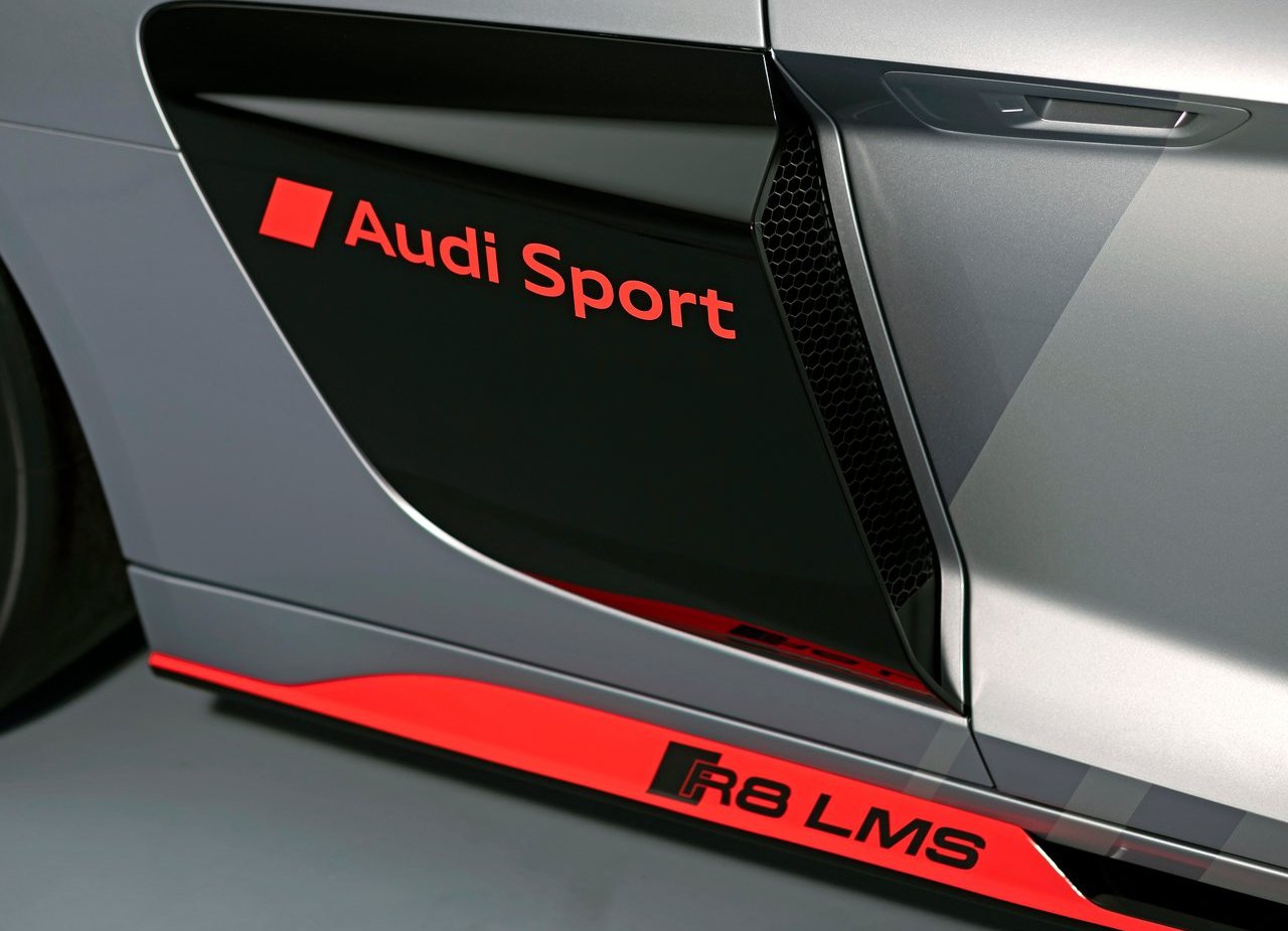 2020 - AUDI R8 LMS GT4, foto 31