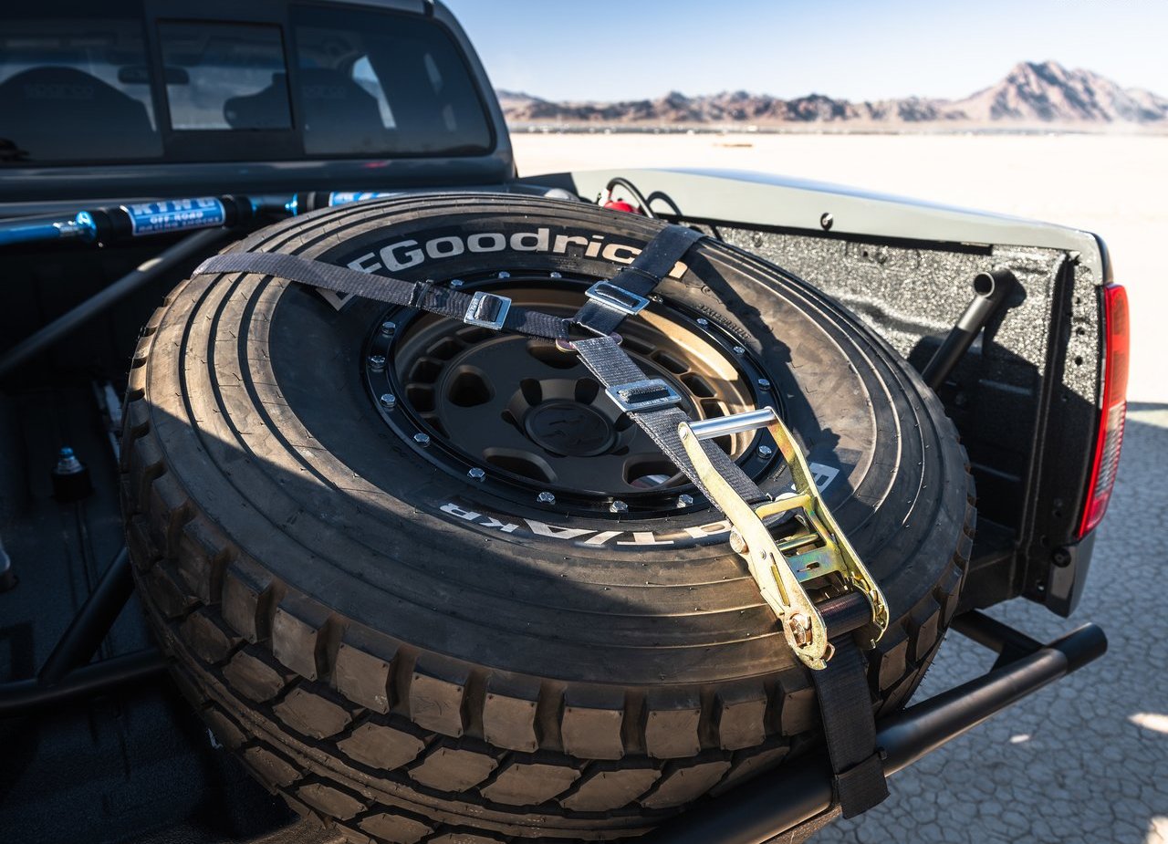2019 - NISSAN FRONTIER DESERT RUNNER CONCEPT, foto 27