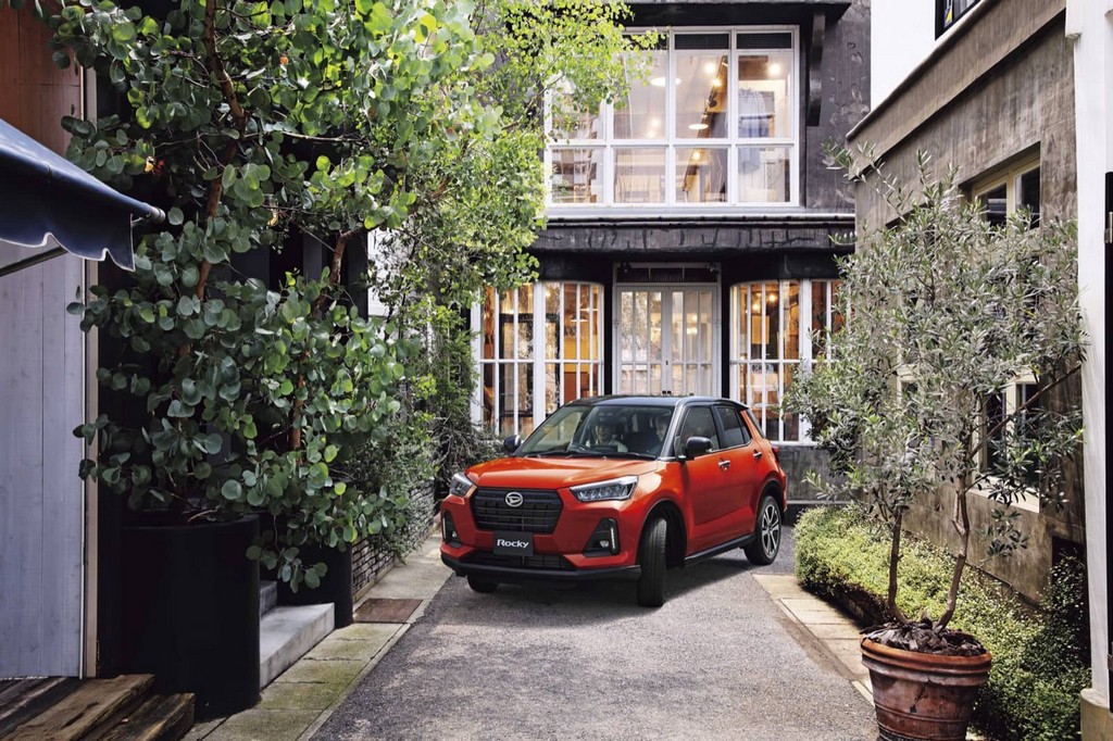 DAIHATSU ROCKY, foto 8