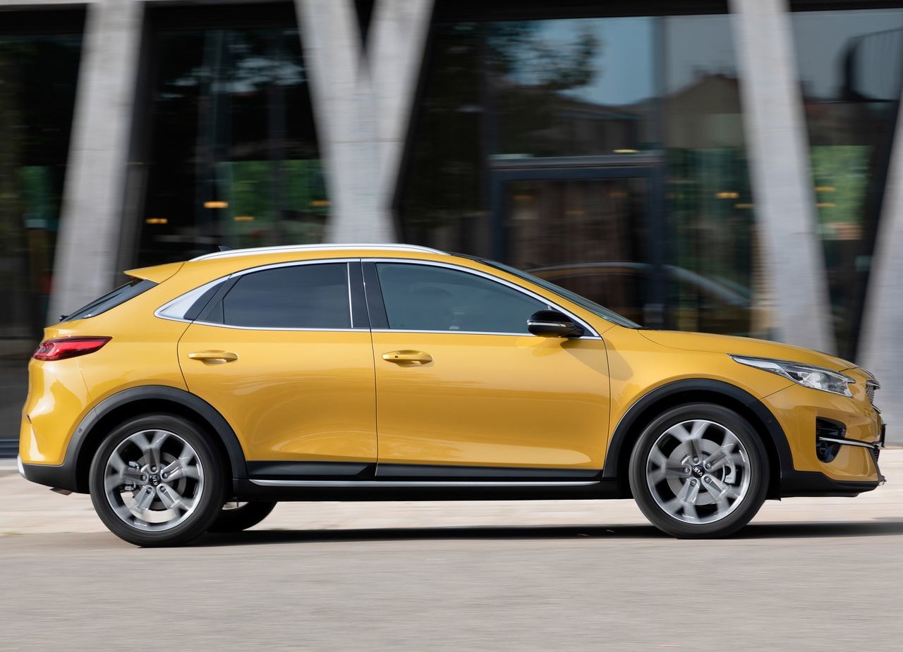 2020 - KIA XCEED, foto 28