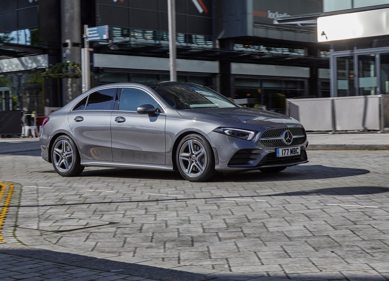 2019 - MERCEDES-BENZ A SEDAN UK VERSION, foto 3