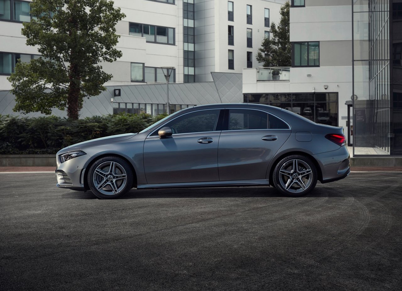 2019 - MERCEDES-BENZ A SEDAN UK VERSION, foto 10