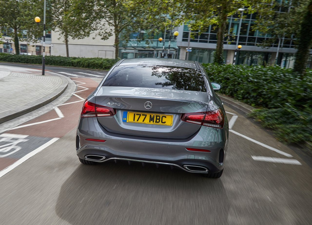 2019 - MERCEDES-BENZ A SEDAN UK VERSION, foto 29