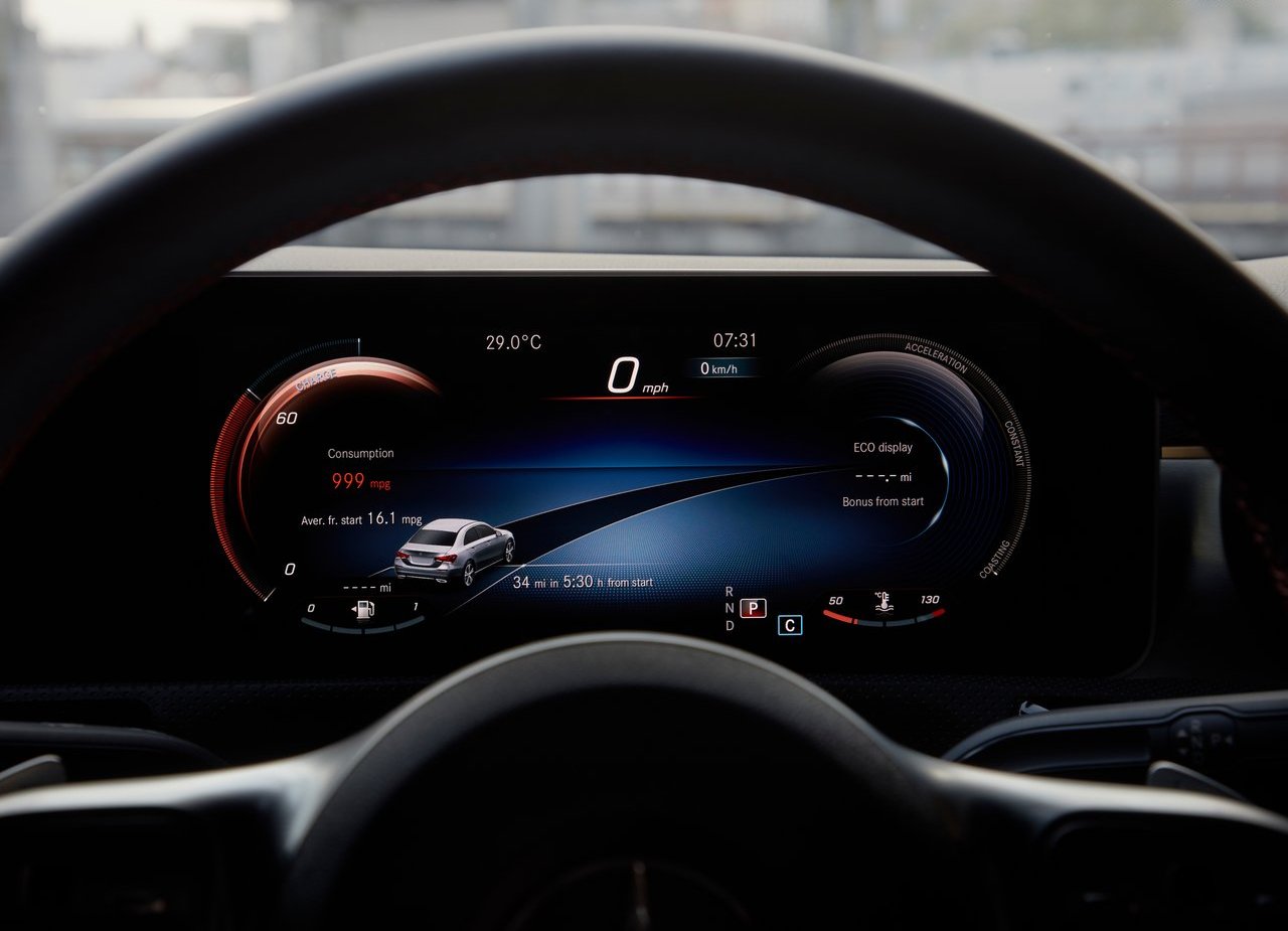 2019 - MERCEDES-BENZ A SEDAN UK VERSION, foto 53