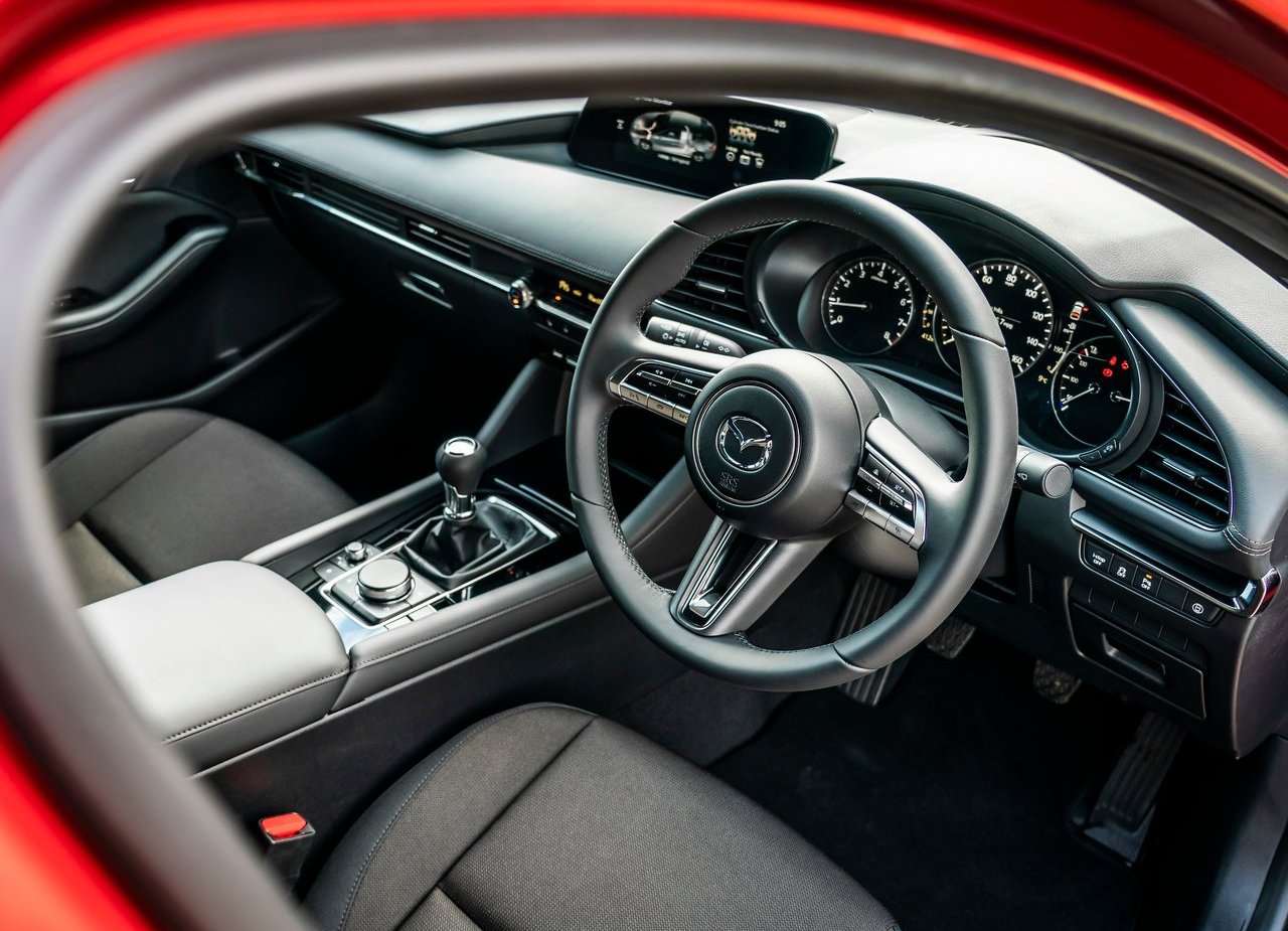 2019 - MAZDA3 UK VERSION, foto 123