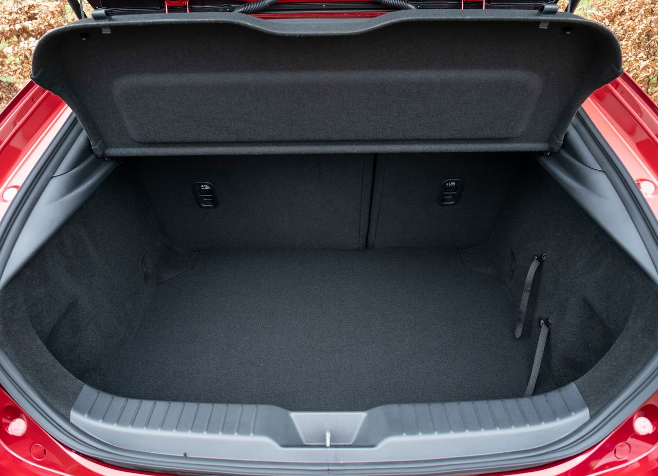 2019 - MAZDA3 UK VERSION, foto 141
