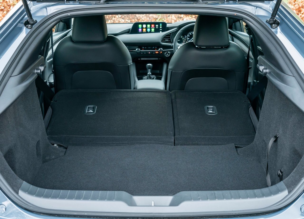 2019 - MAZDA3 UK VERSION, foto 143