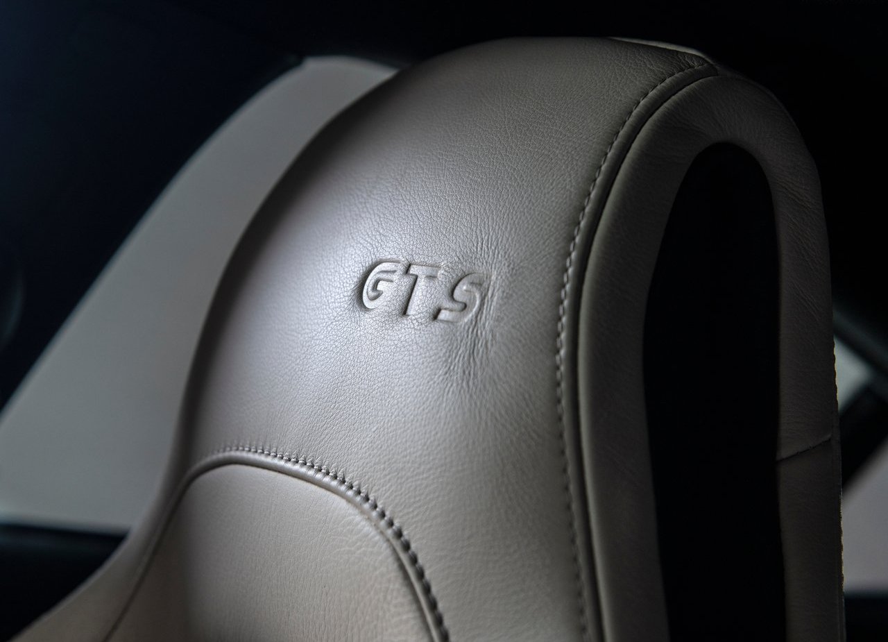 2020 - KARMA REVERO GTS, foto 4