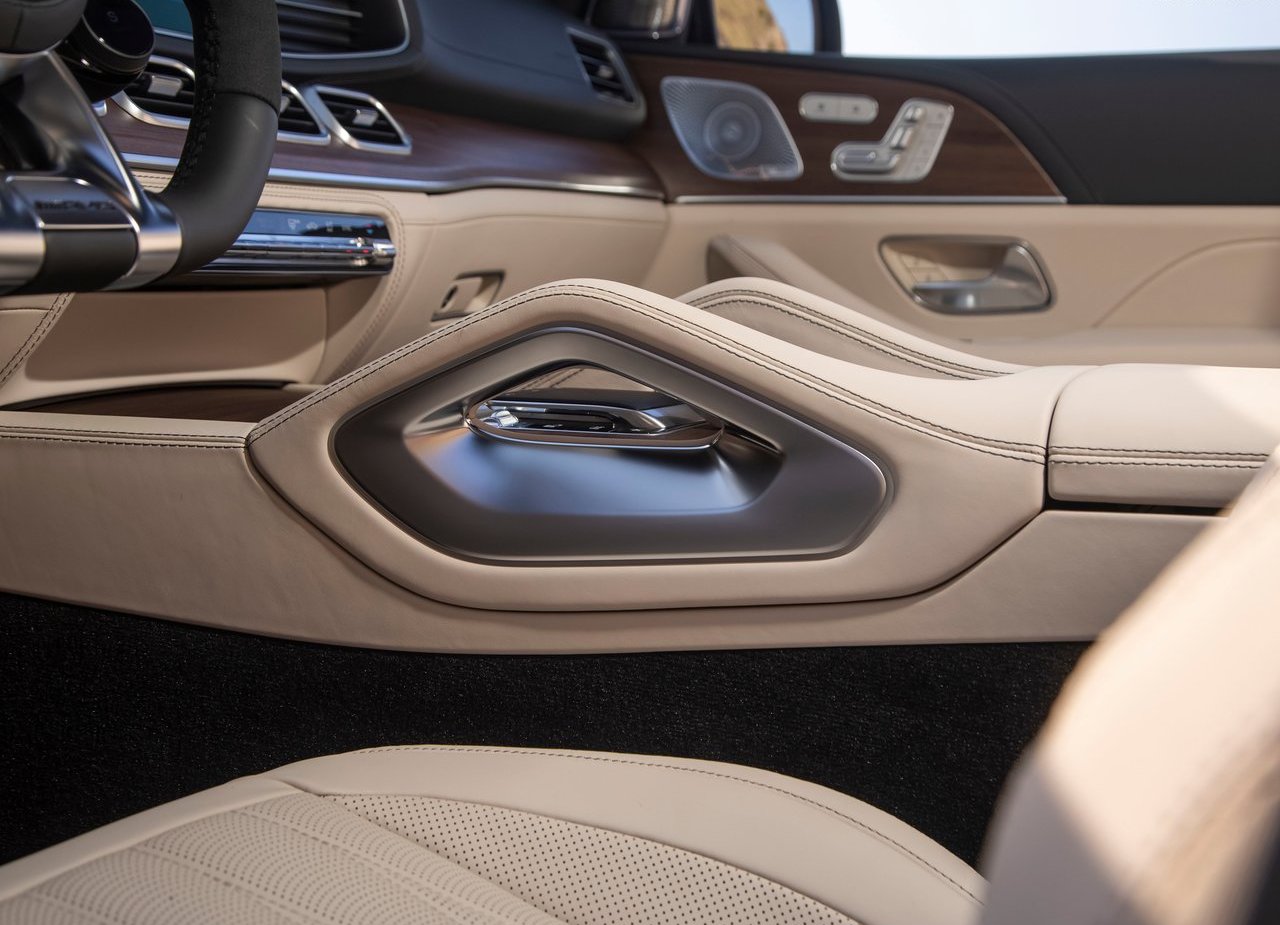 MERCEDES-AMG GLS 63, foto 68