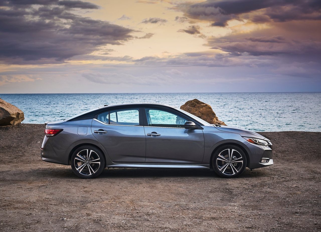2020 - NISSAN SENTRA, foto 32