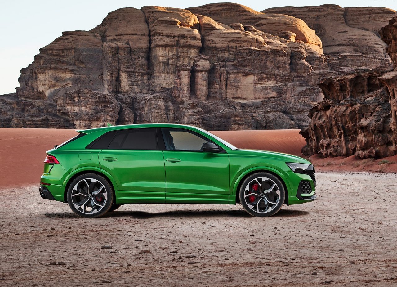 AUDI RS Q8, foto 24