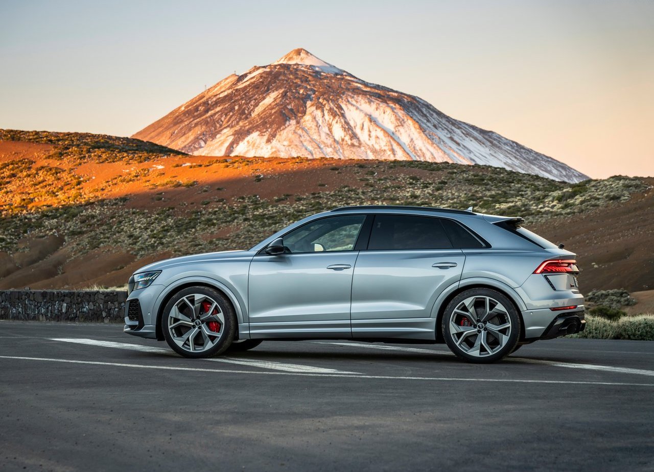AUDI RS Q8, foto 126