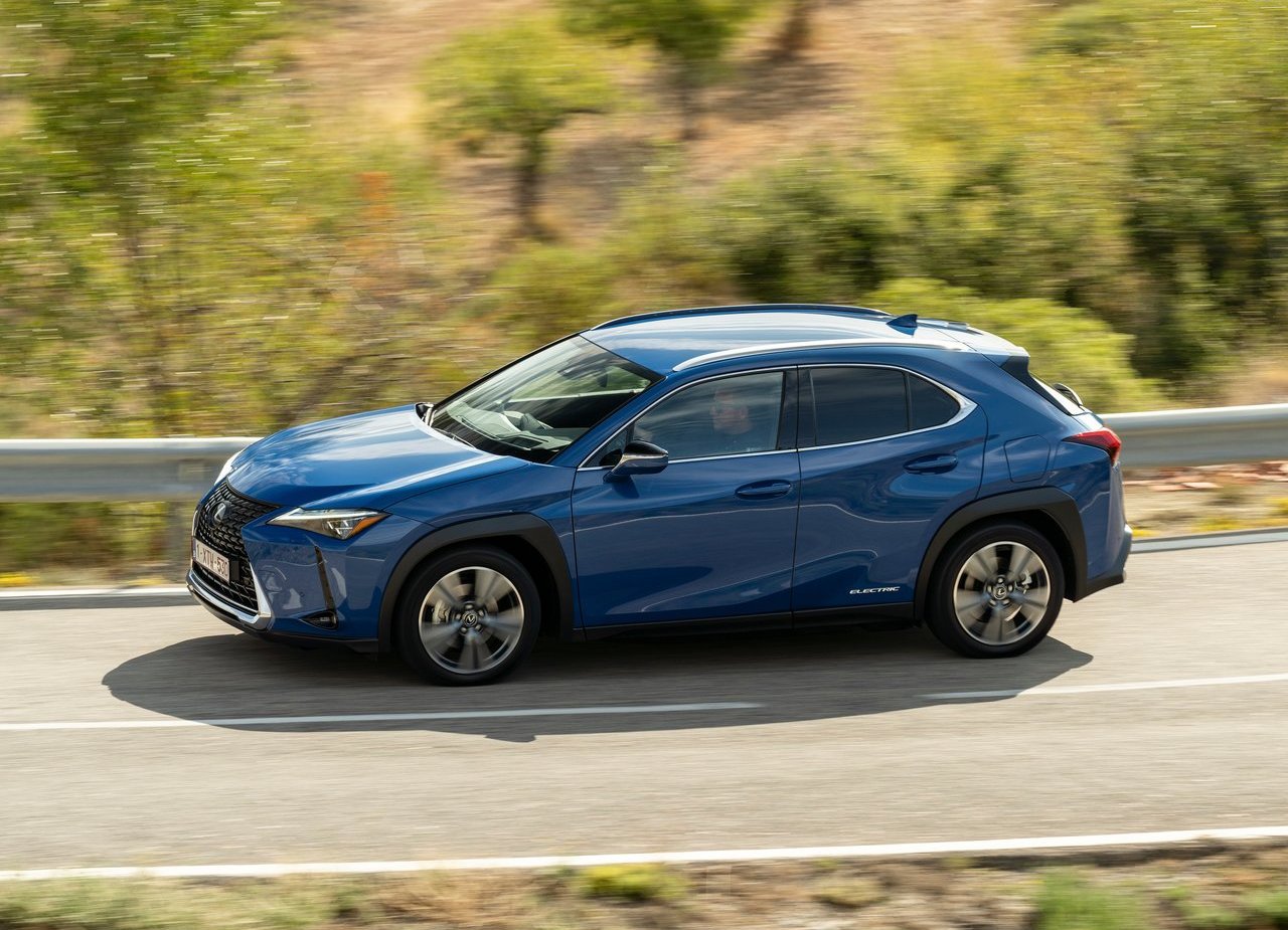 2021 - LEXUS UX 300e, foto 29